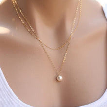 Load image into Gallery viewer, Gold Coin Necklace